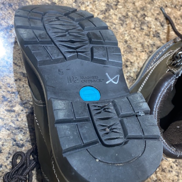 rugged outback hiking shoes